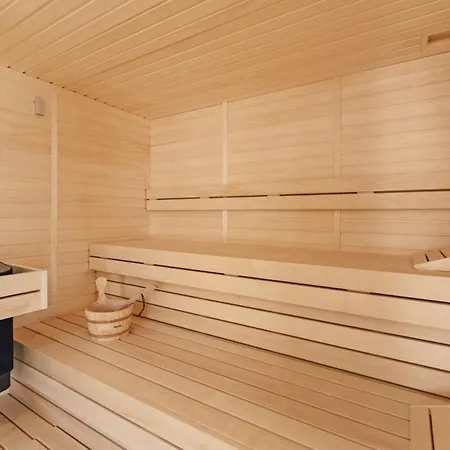 Villa Aurelia Splendida Pool Jacuzzi Sauna Luxury Comfort In Split *